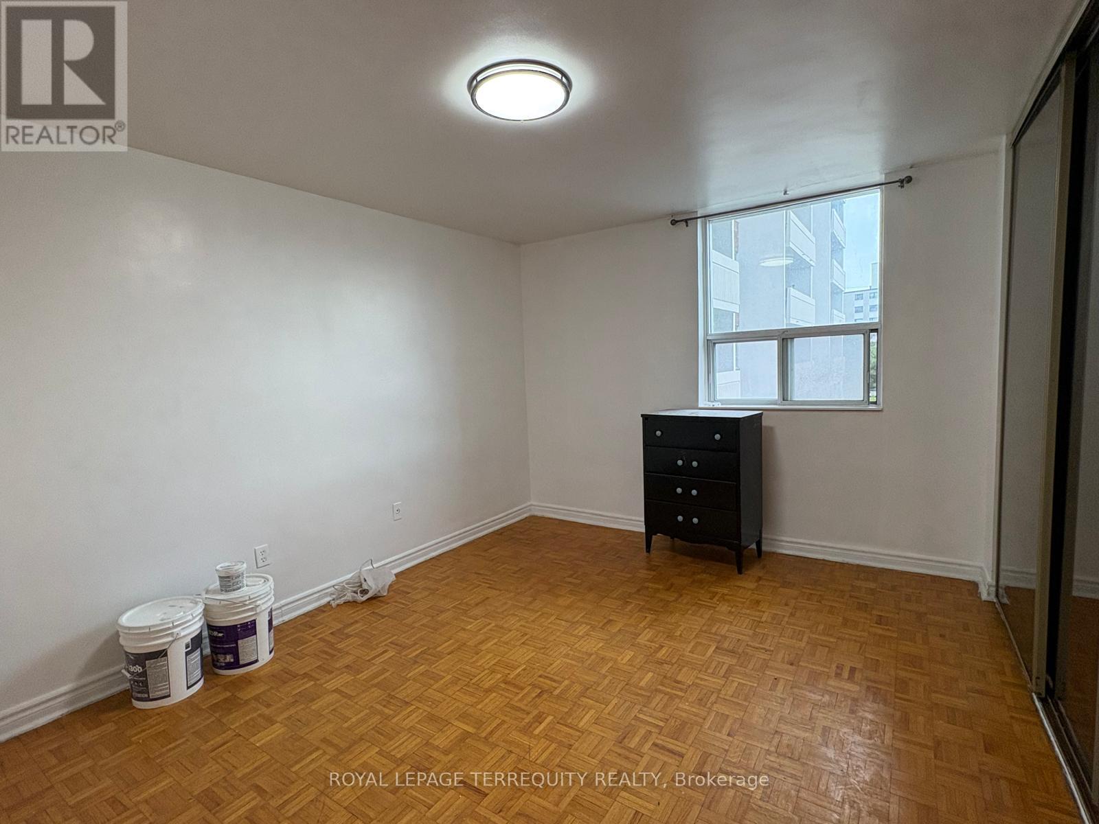 309 - 1 Massey Square, Toronto, Ontario  M4C 5L4 - Photo 22 - E13847534