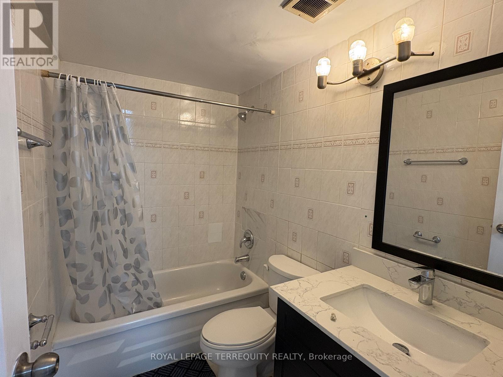 309 - 1 Massey Square, Toronto, Ontario  M4C 5L4 - Photo 24 - E13847534
