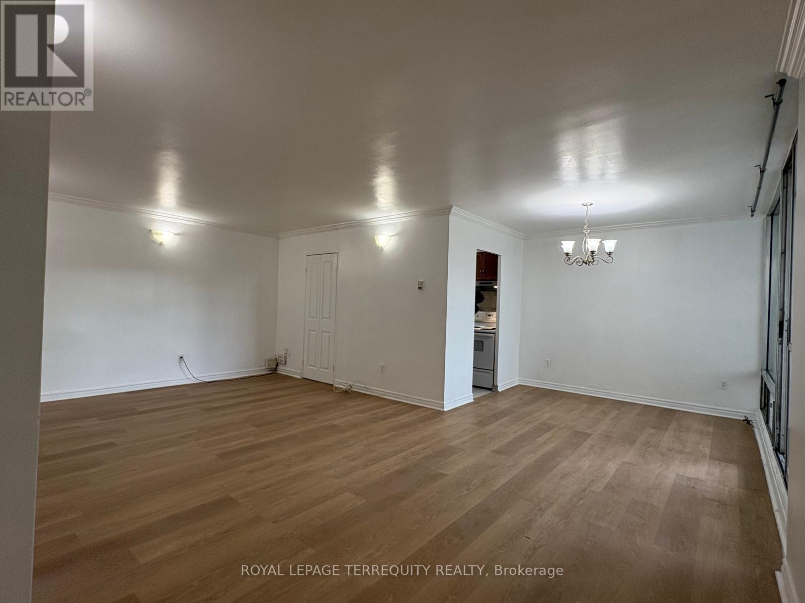 309 - 1 Massey Square, Toronto, Ontario  M4C 5L4 - Photo 6 - E13847534