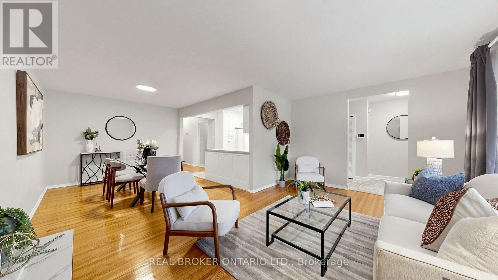 32 Cairnside Crescent, Toronto, Ontario  M2J 3M8 - Photo 10 - C13847810