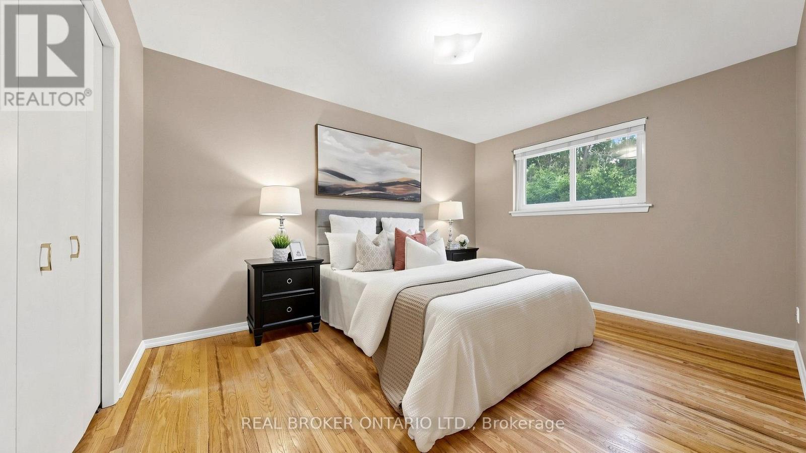 32 Cairnside Crescent, Toronto, Ontario  M2J 3M8 - Photo 23 - C13847810