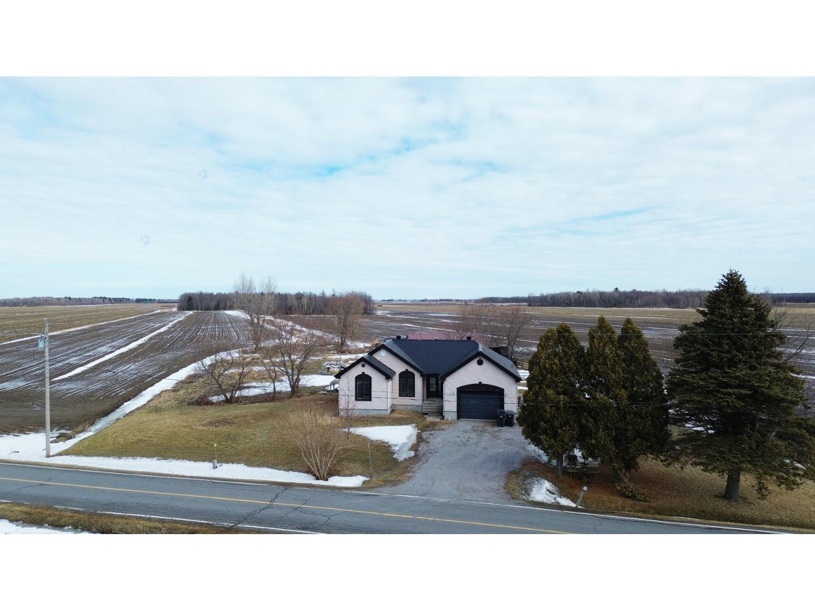 184 Rg Fleury Saint-Bernard-de-Michaudville Quebec Canada J0H1C0 2