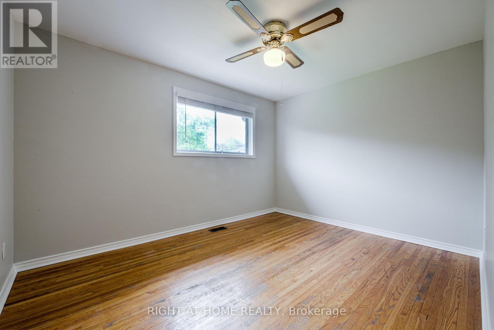 11 Fareham Crescent, Toronto, Ontario  M1E 1J8 - Photo 15 - E13847374