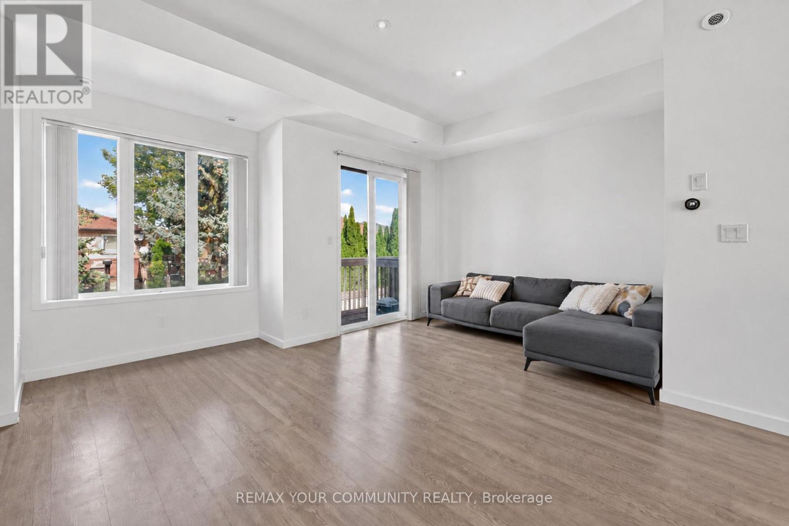 66 Genuine Lane, Richmond Hill, Ontario  L4B 0E5 - Photo 6 - N13847406