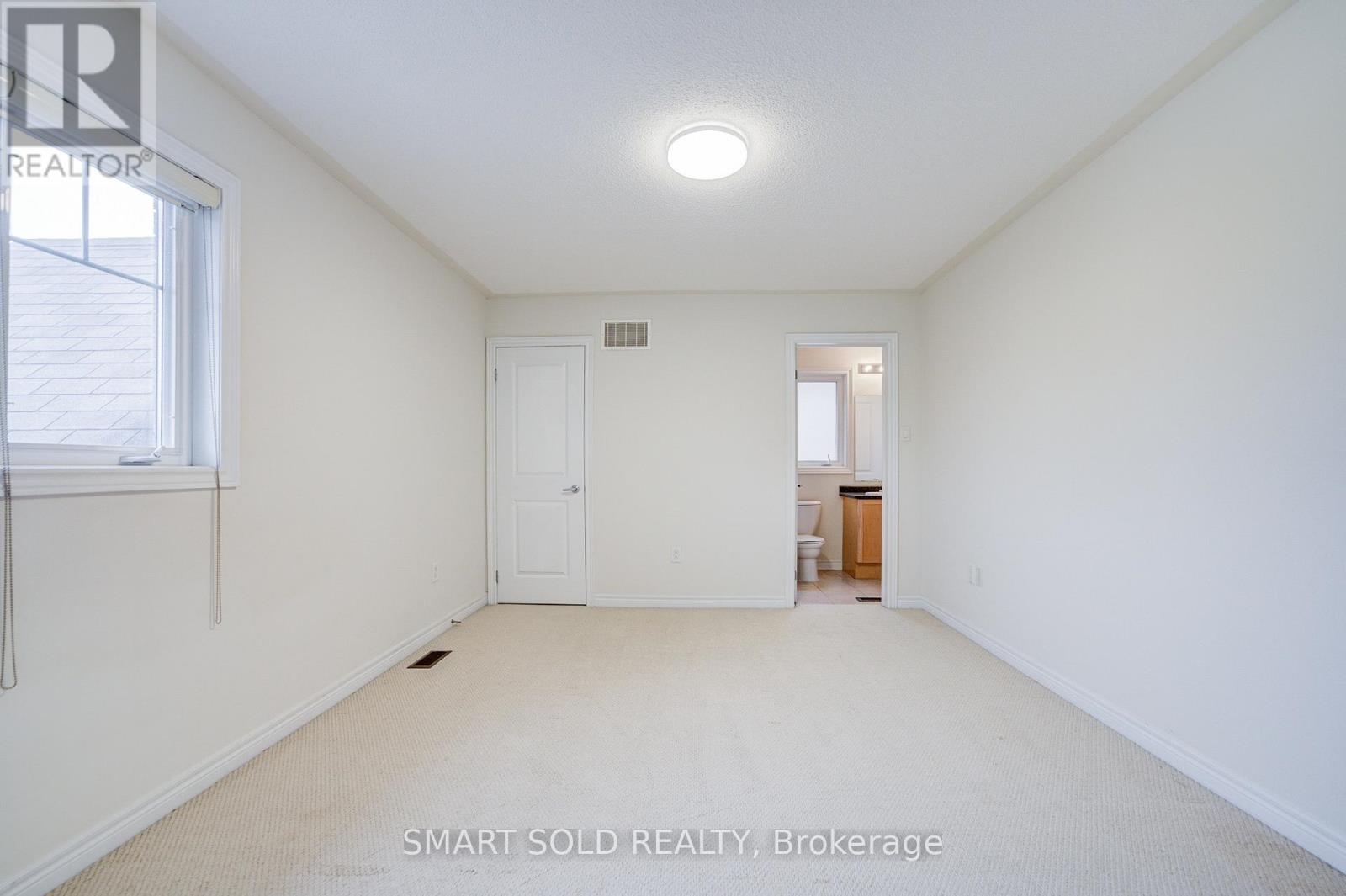 47 Township Avenue, Richmond Hill, Ontario  L4E 0J8 - Photo 42 - N13847596