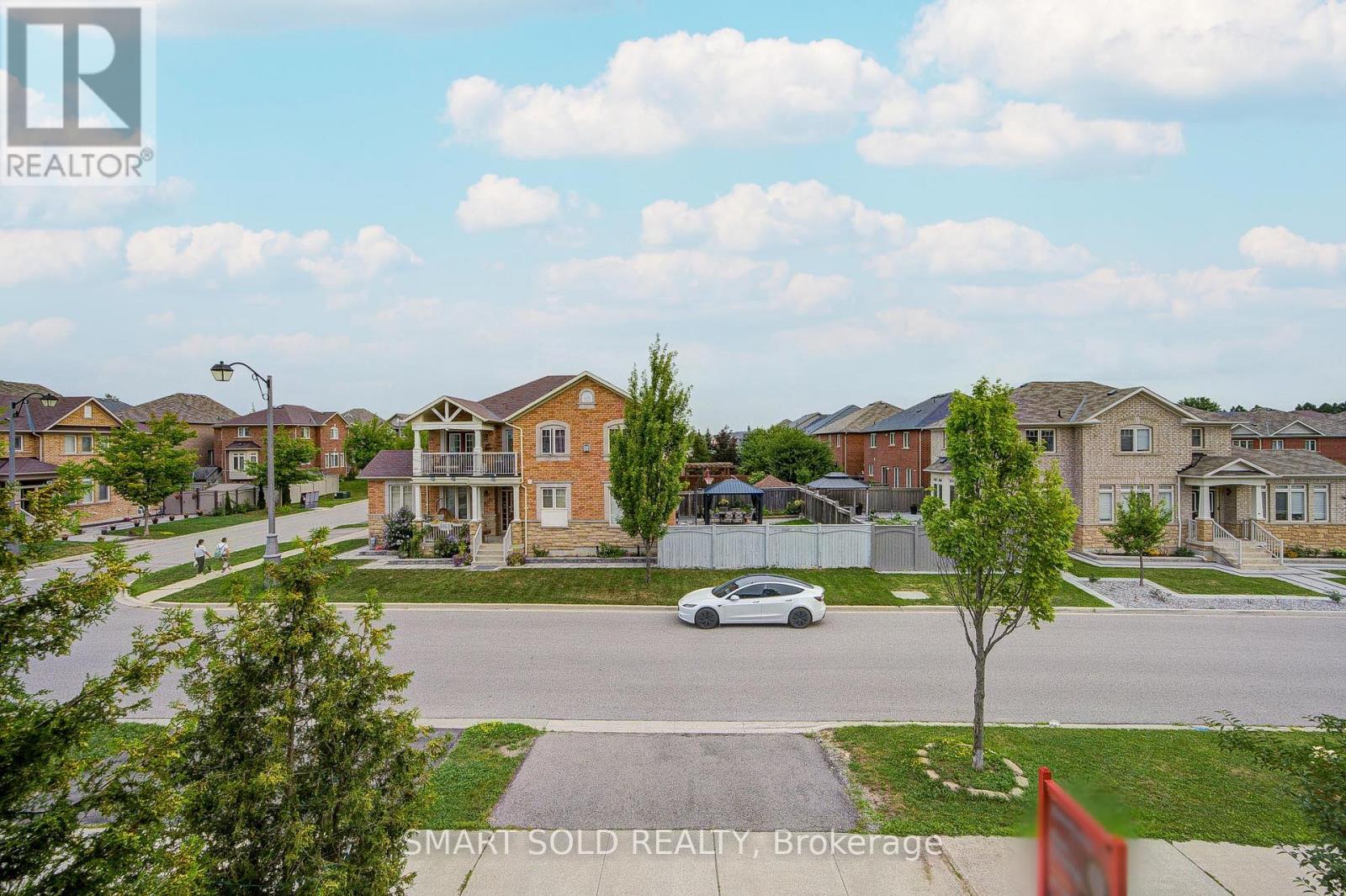 47 Township Avenue, Richmond Hill, Ontario  L4E 0J8 - Photo 47 - N13847596