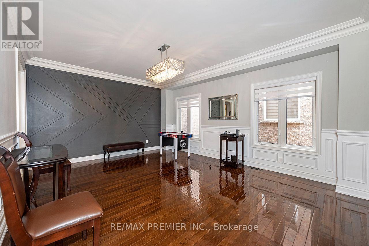 4 George Mckenzie Court, Toronto, Ontario  M9M 0E1 - Photo 15 - W13847356