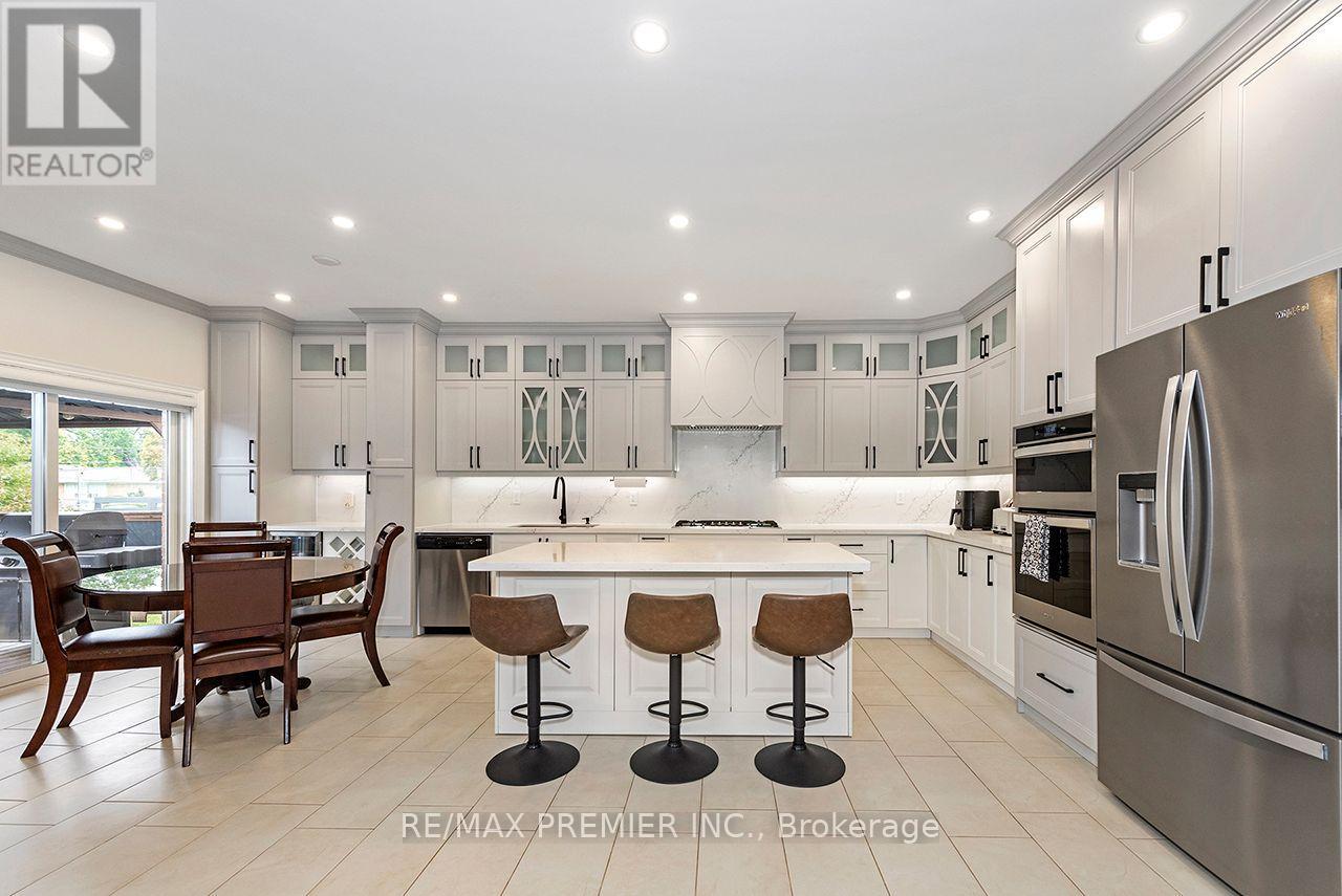 4 George Mckenzie Court, Toronto, Ontario  M9M 0E1 - Photo 22 - W13847356