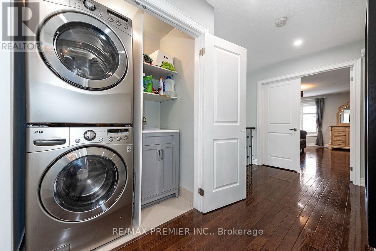 4 George Mckenzie Court, Toronto, Ontario  M9M 0E1 - Photo 44 - W13847356
