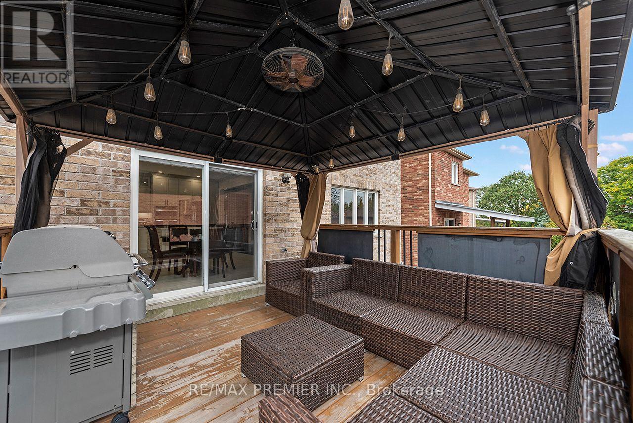 4 George Mckenzie Court, Toronto, Ontario  M9M 0E1 - Photo 46 - W13847356