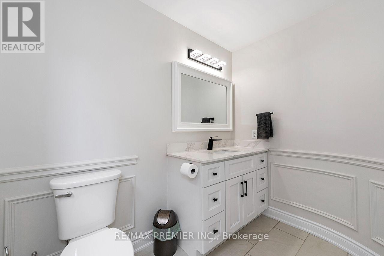 4 George Mckenzie Court, Toronto, Ontario  M9M 0E1 - Photo 7 - W13847356