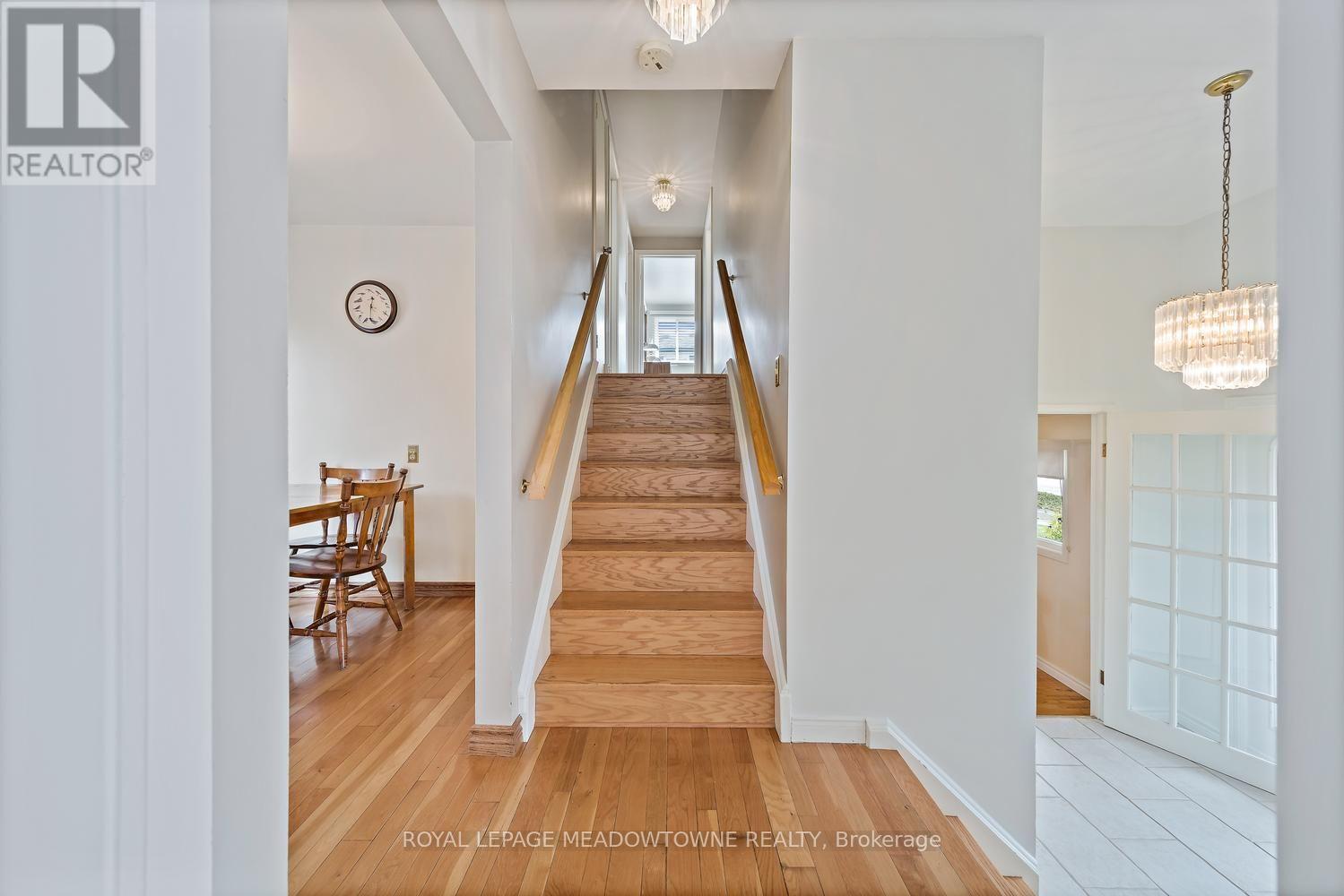 5 Lucinda Place, Halton Hills, Ontario  L7G 1J8 - Photo 19 - W13847394