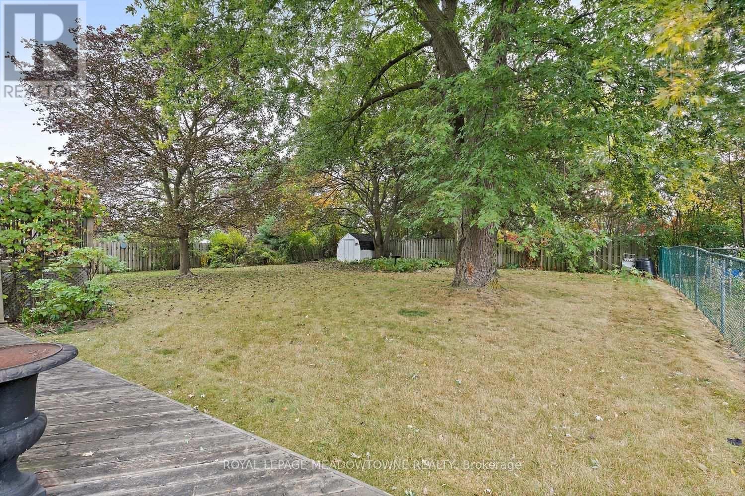 5 Lucinda Place, Halton Hills, Ontario  L7G 1J8 - Photo 34 - W13847394