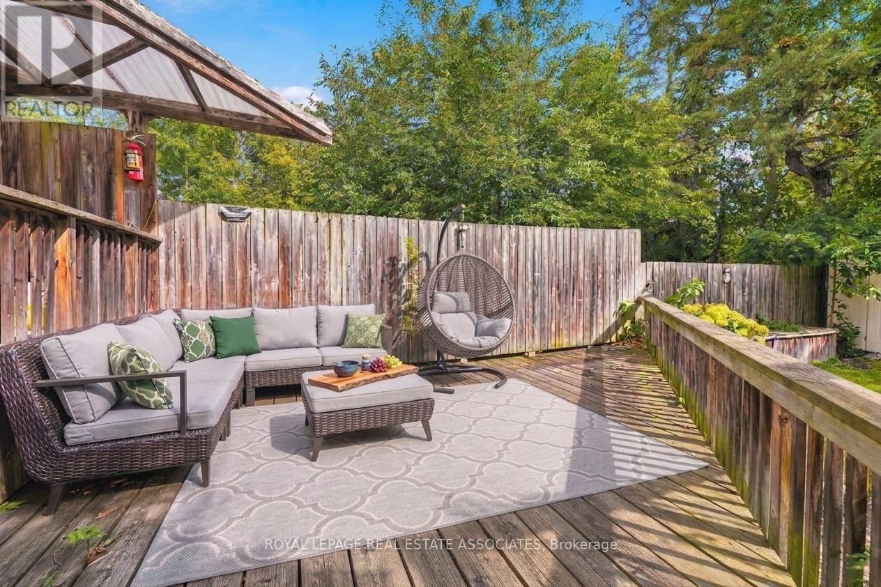 268 Troy Street, Mississauga, Ontario  L5G 1S7 - Photo 16 - W13847412