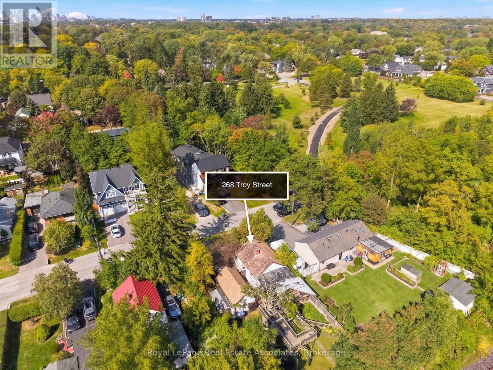 268 Troy Street, Mississauga, Ontario  L5G 1S7 - Photo 19 - W13847412
