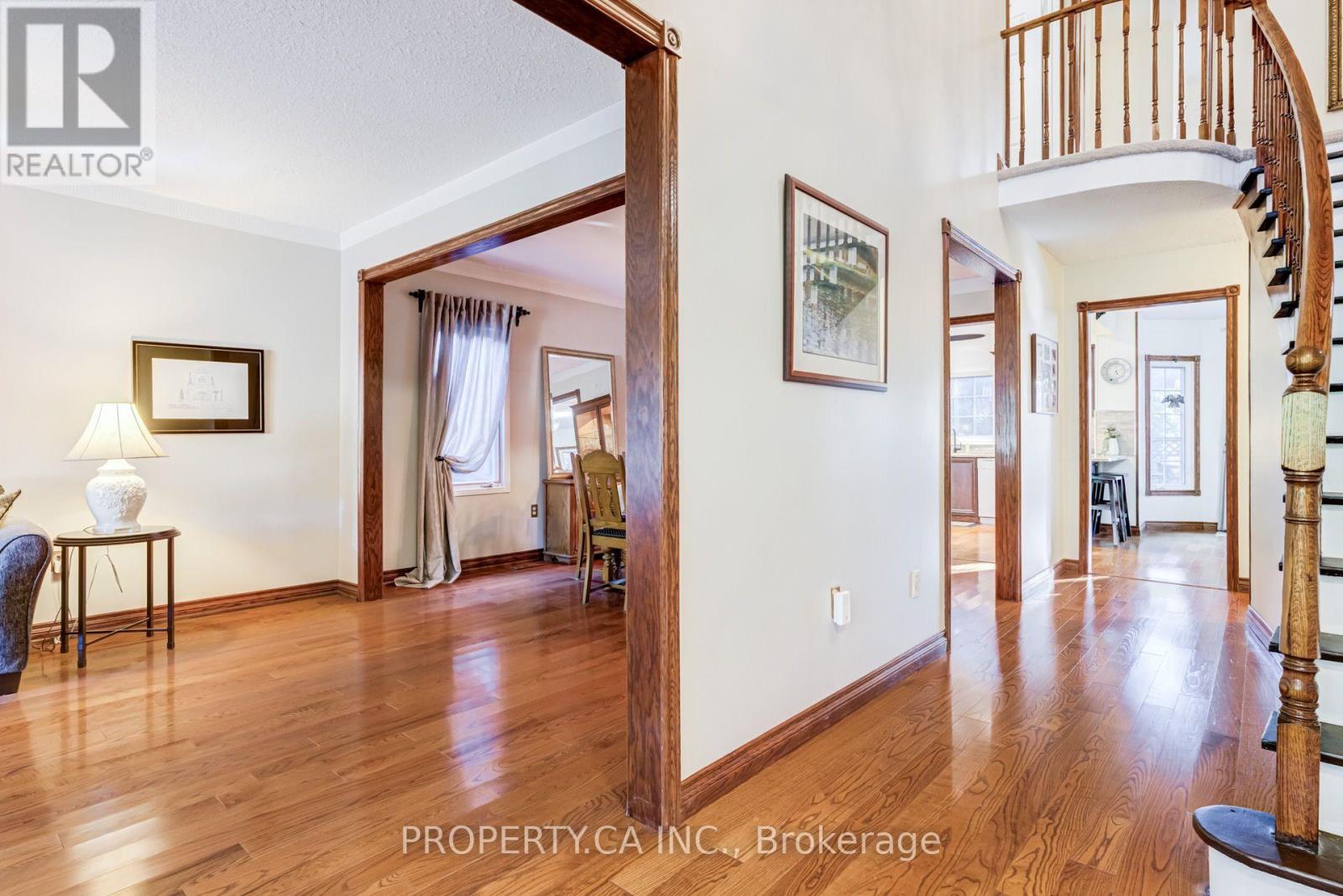 411 Freeman Crescent, Oakville, Ontario  L6H 4R4 - Photo 6 - W13847420