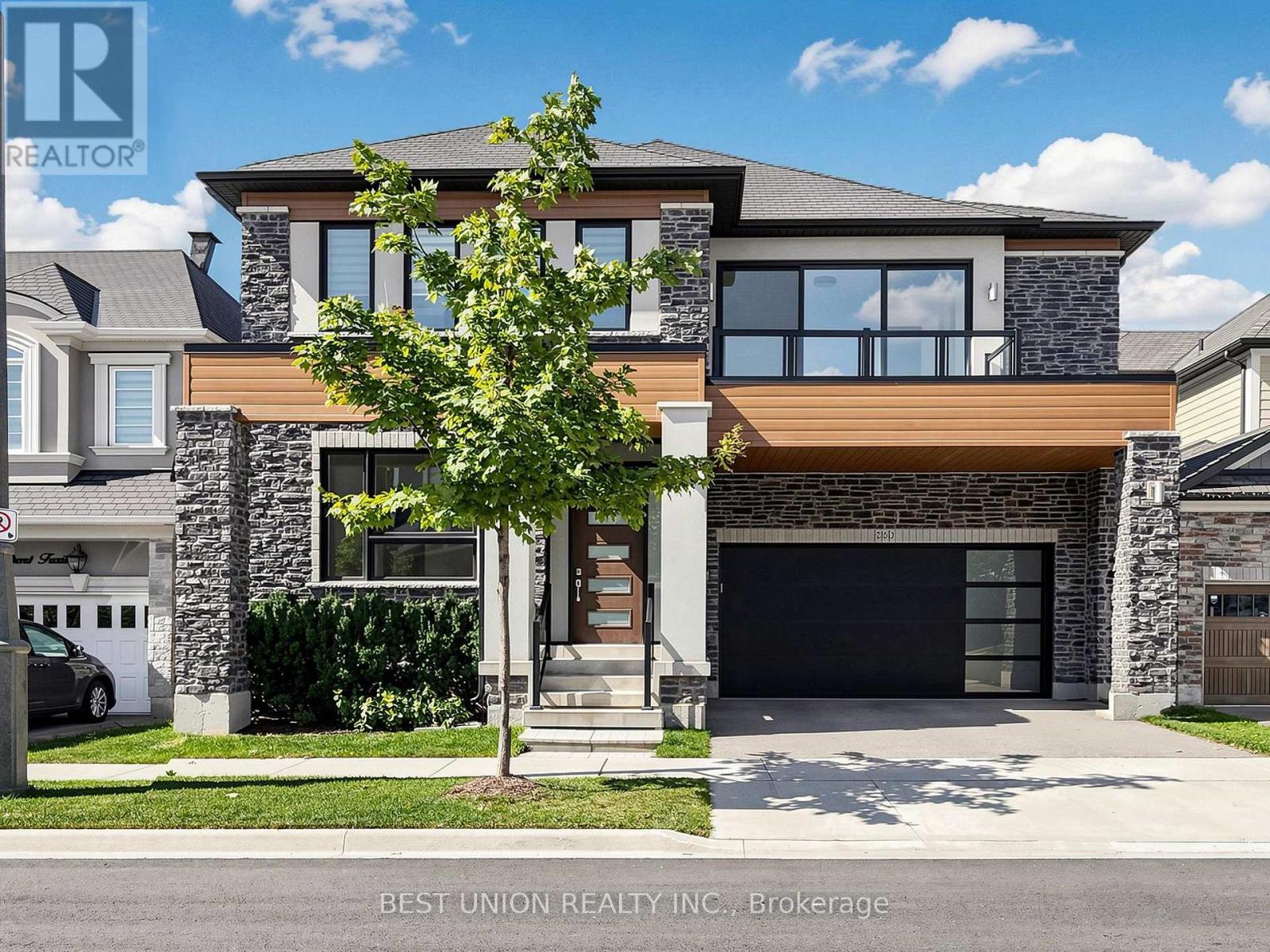 339 Harold Dent Trail, Oakville, Ontario  L6M 1R3 - Photo 3 - W13847434