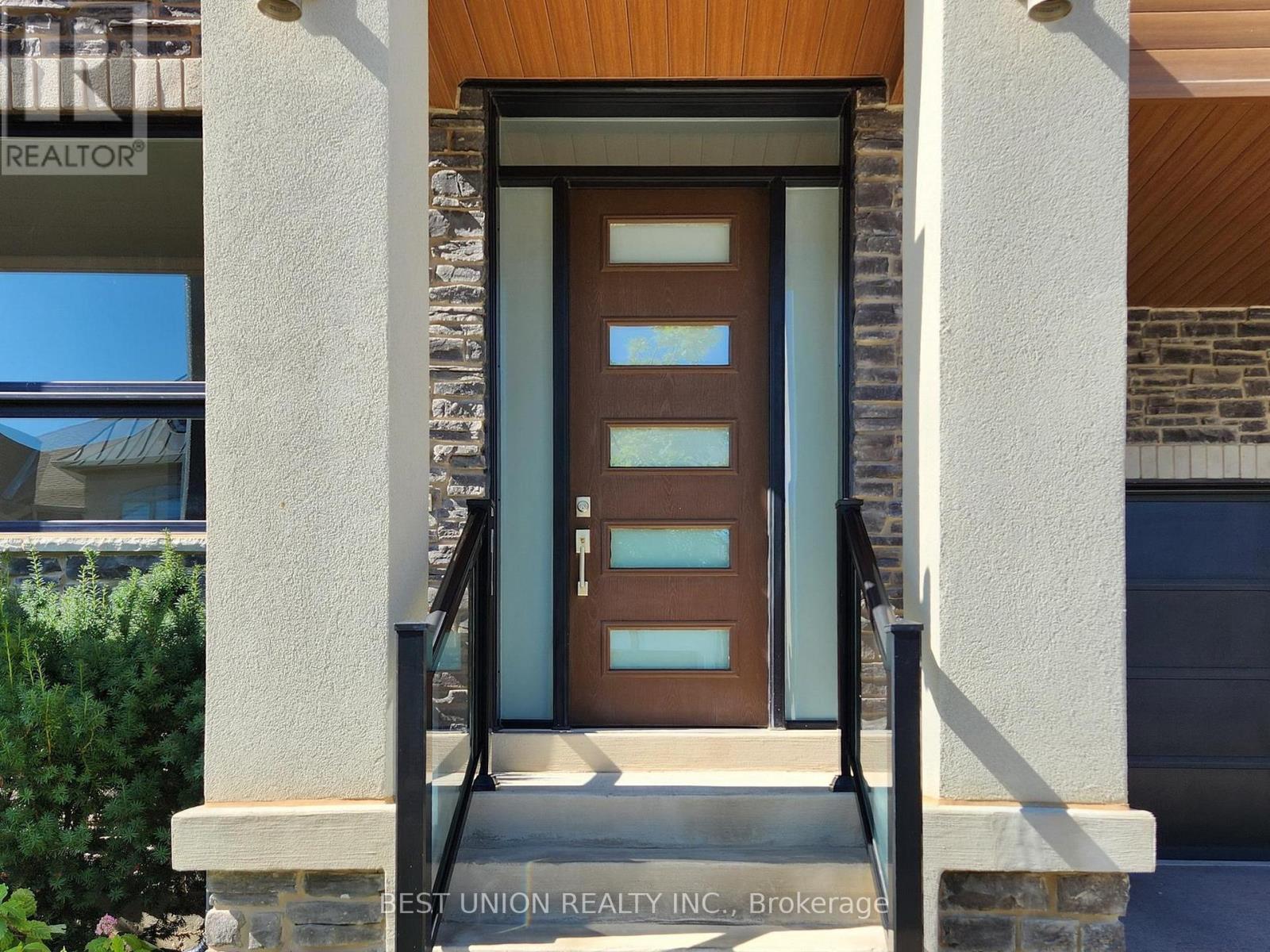 339 Harold Dent Trail, Oakville, Ontario  L6M 1R3 - Photo 4 - W13847434