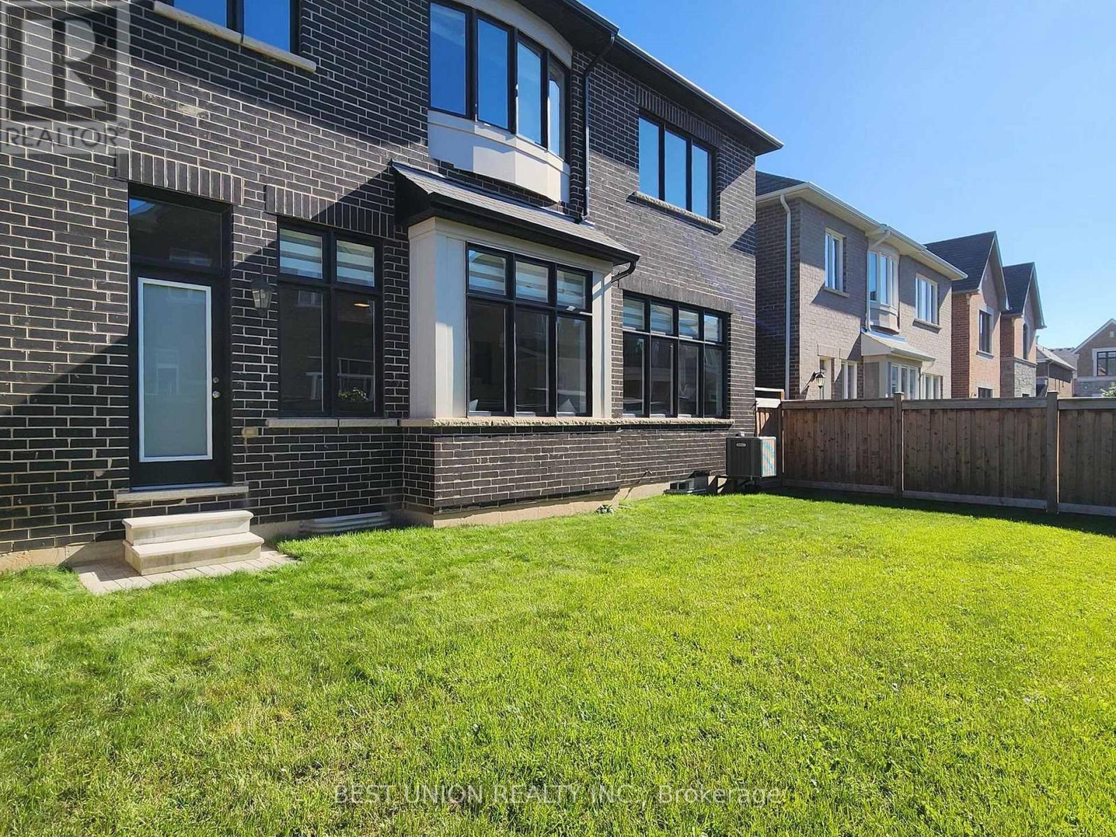 339 Harold Dent Trail, Oakville, Ontario  L6M 1R3 - Photo 43 - W13847434