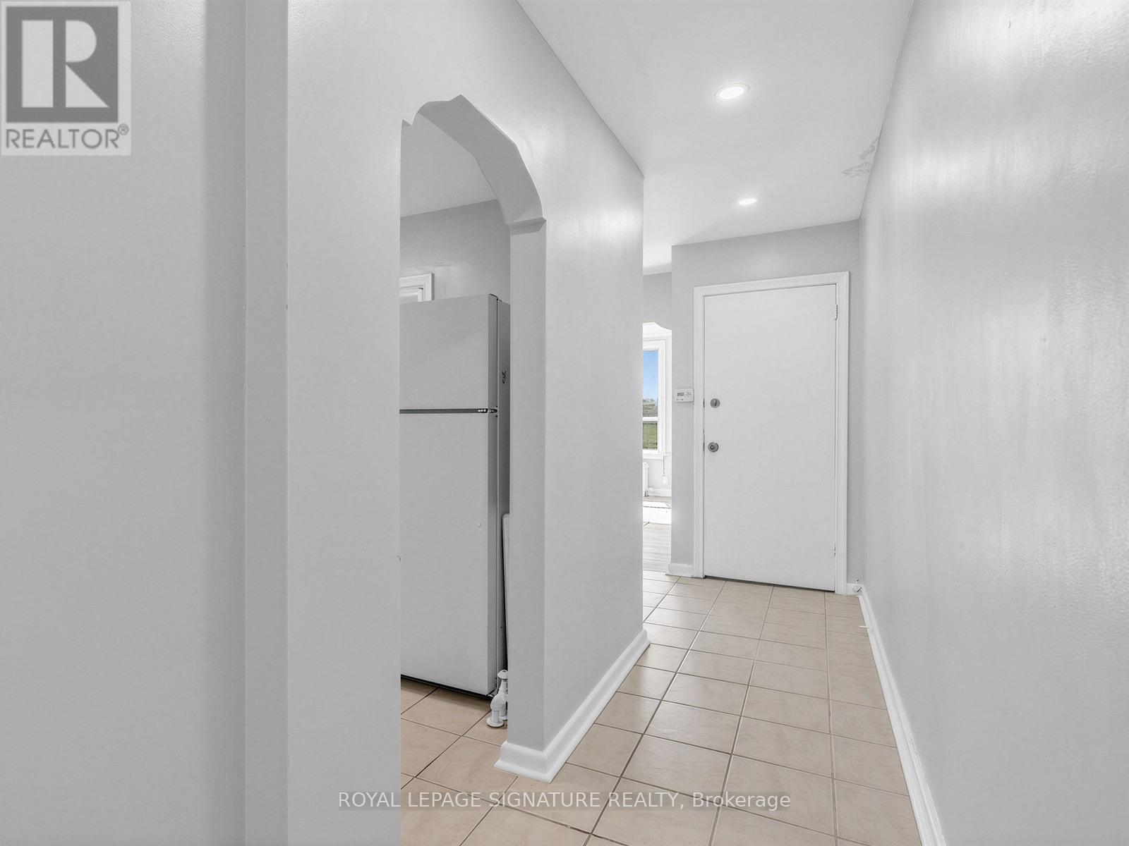 2260 EGLINTON AVENUE W