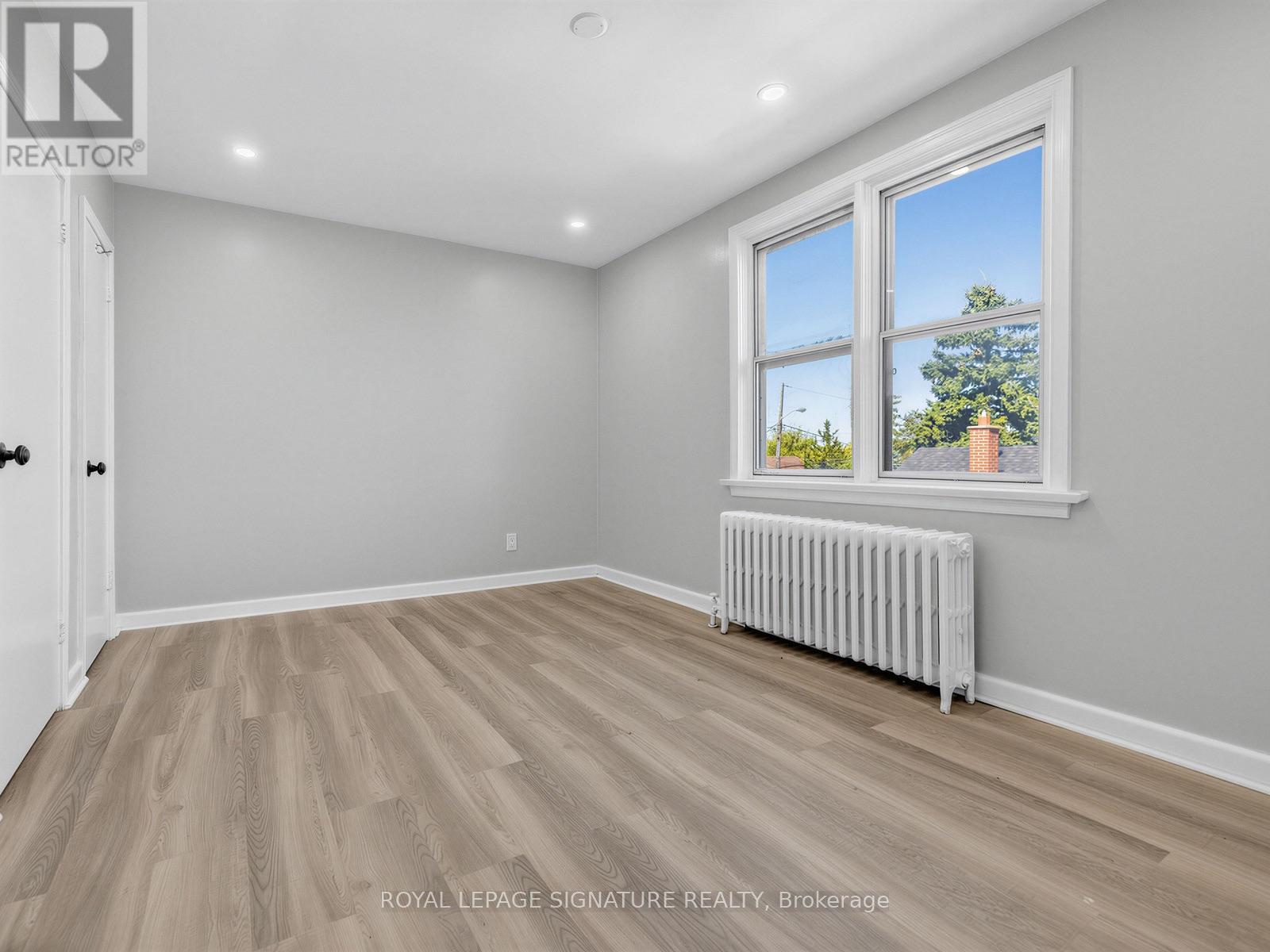 2260 Eglinton Avenue W, Toronto, Ontario  M6E 2L3 - Photo 14 - W13847496