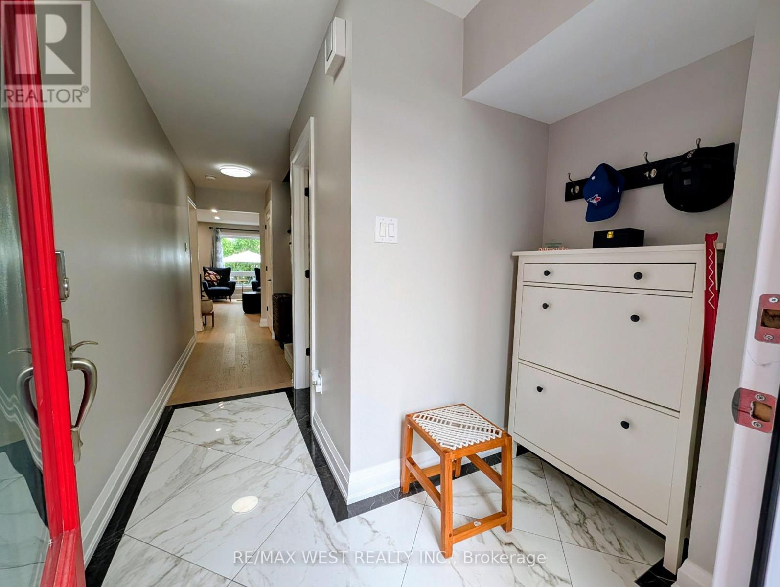 2213 Ridge Landing, Oakville, Ontario  L6M 3L7 - Photo 3 - W13847548