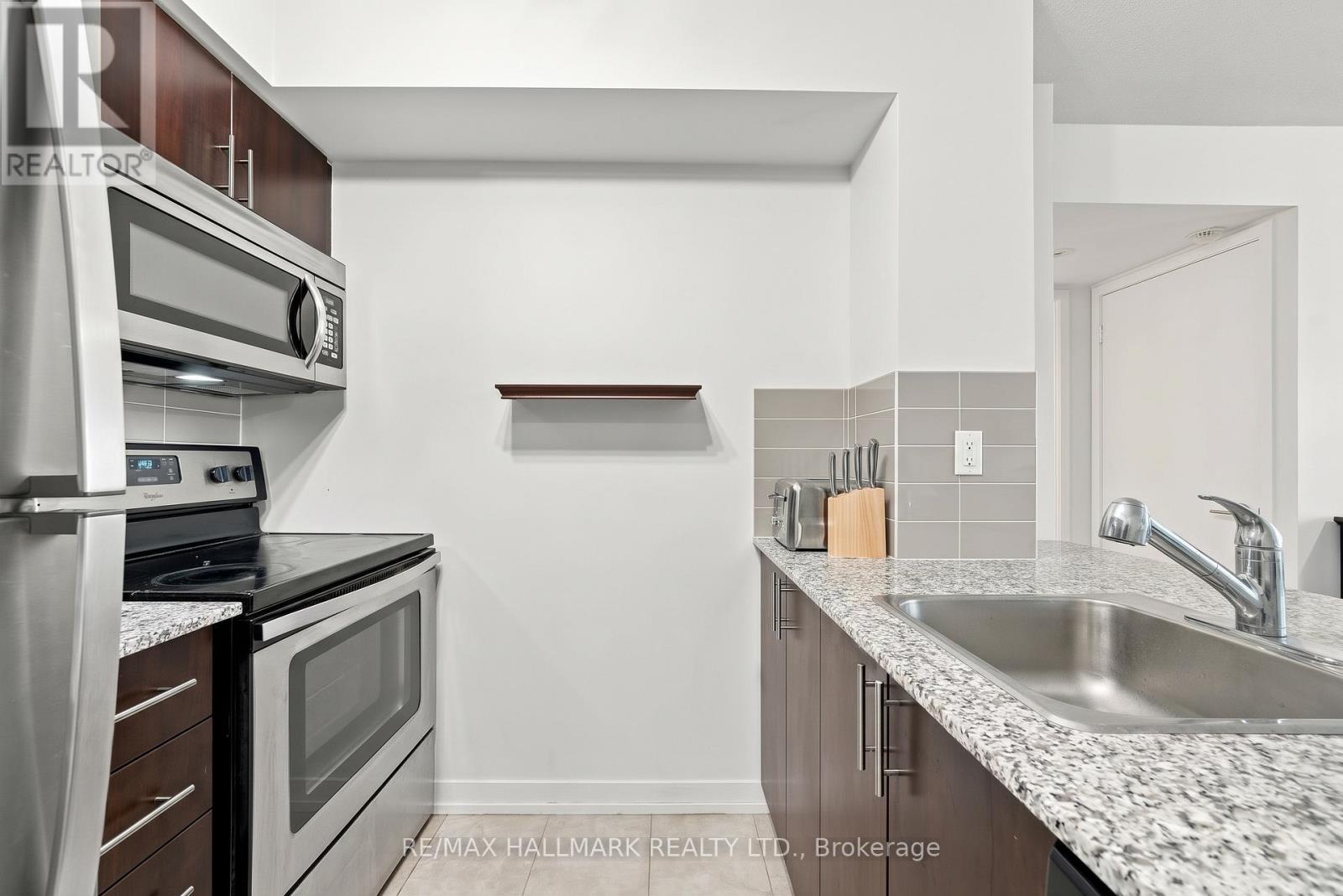 1408 - 1420 Dupont Street, Toronto, Ontario  M6H 4J8 - Photo 10 - W13847568