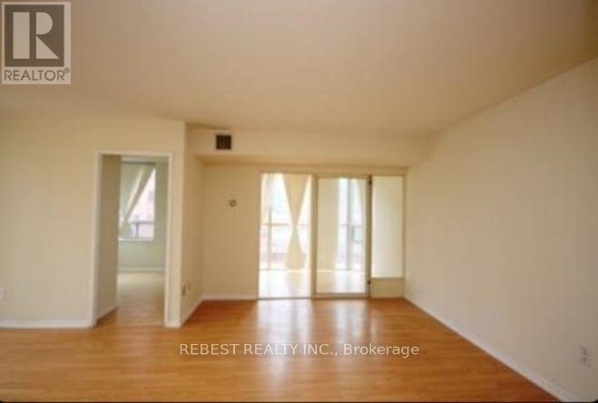 504 - 265 Enfield Place, Mississauga, Ontario  L5B 3Y6 - Photo 4 - W13847626