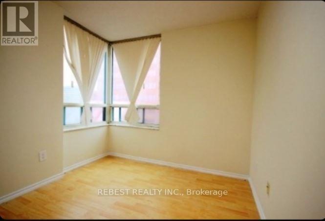 504 - 265 Enfield Place, Mississauga, Ontario  L5B 3Y6 - Photo 5 - W13847626