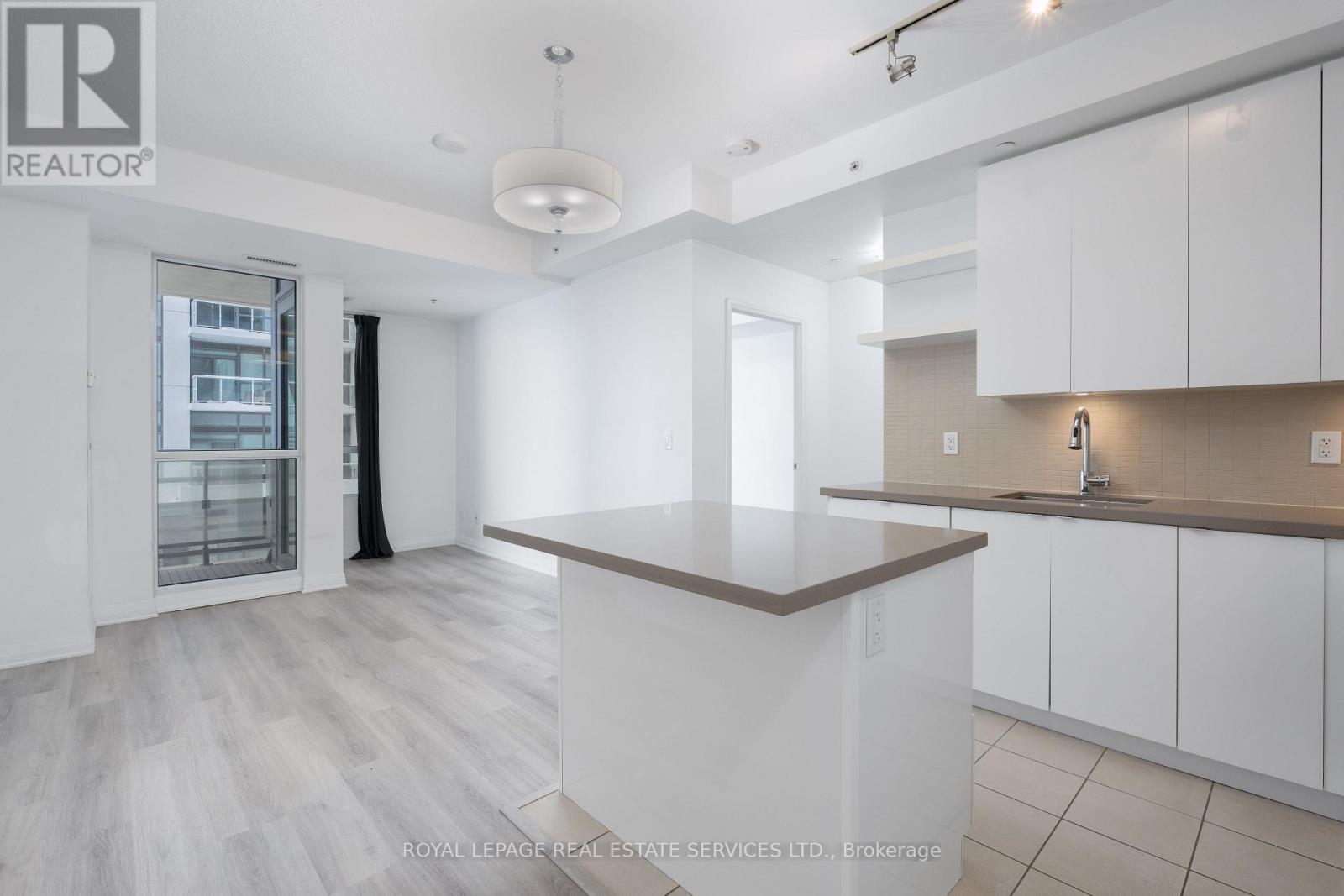 306 - 59 Annie Craig Drive, Toronto, Ontario  M8V 0C4 - Photo 8 - W13847632