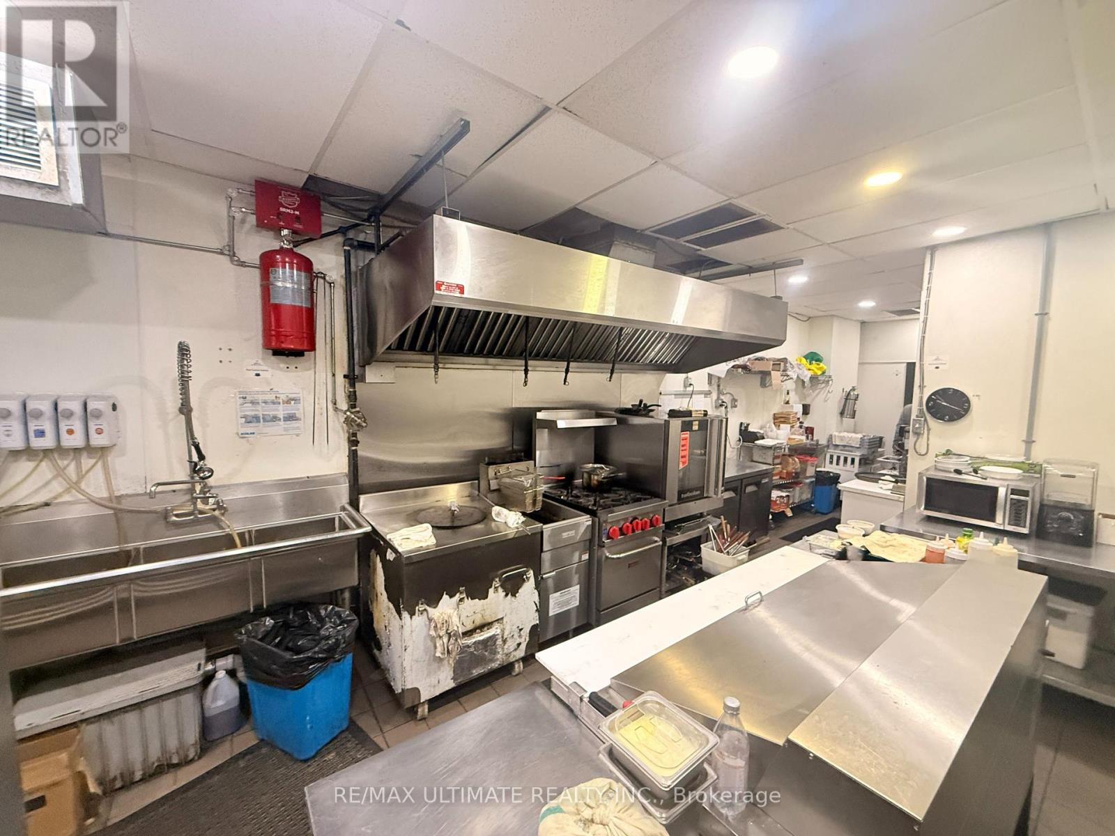 2865 Dundas Street W, Toronto, Ontario  M6P 1Y9 - Photo 13 - W13847658