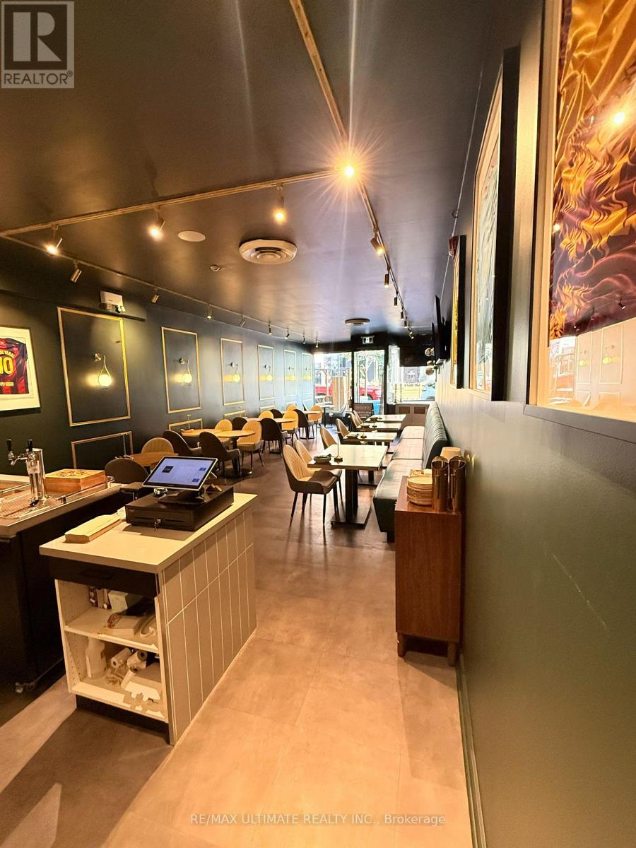 2865 Dundas Street W, Toronto, Ontario  M6P 1Y9 - Photo 2 - W13847658
