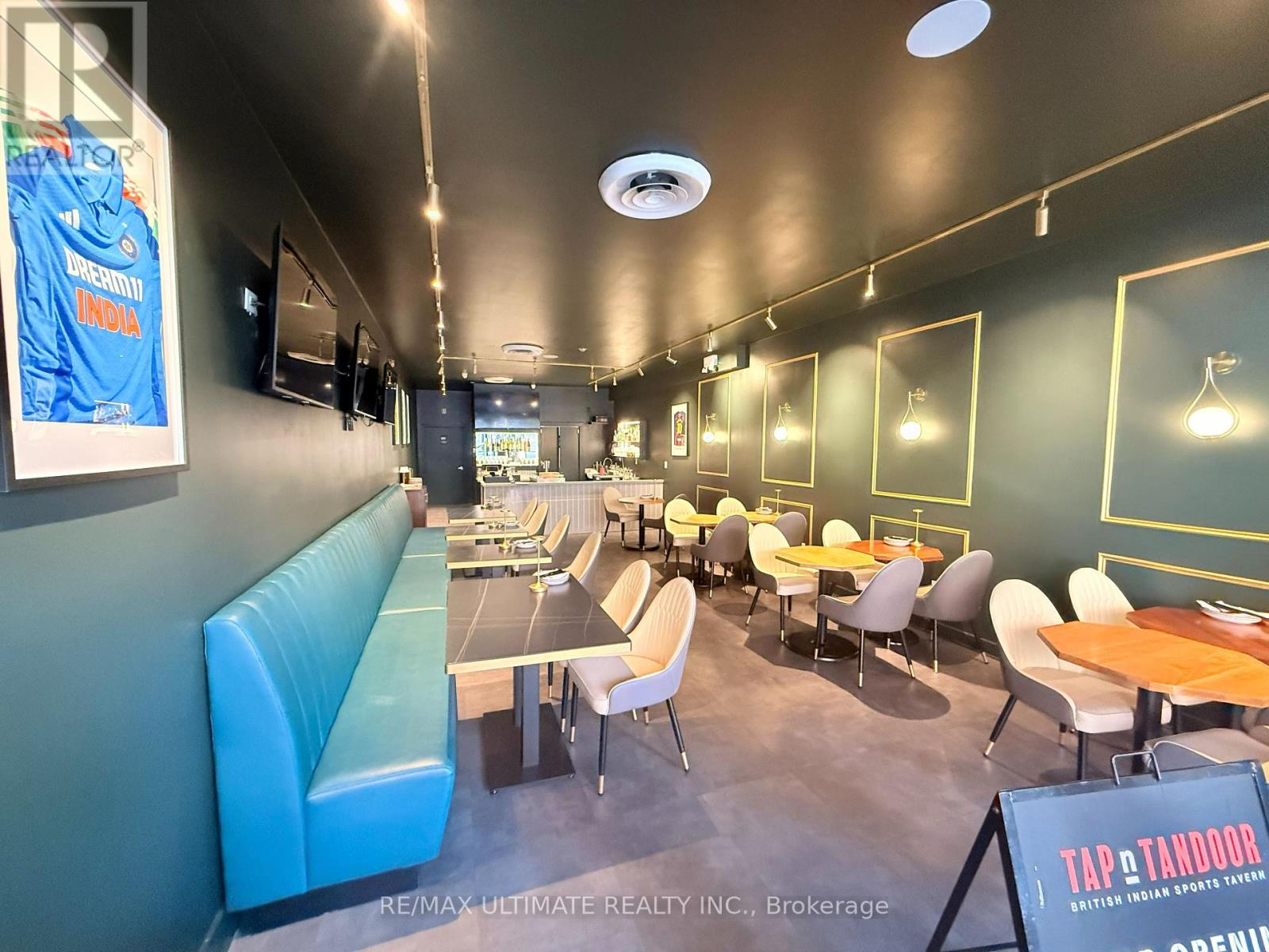 2865 Dundas Street W, Toronto, Ontario  M6P 1Y9 - Photo 7 - W13847658
