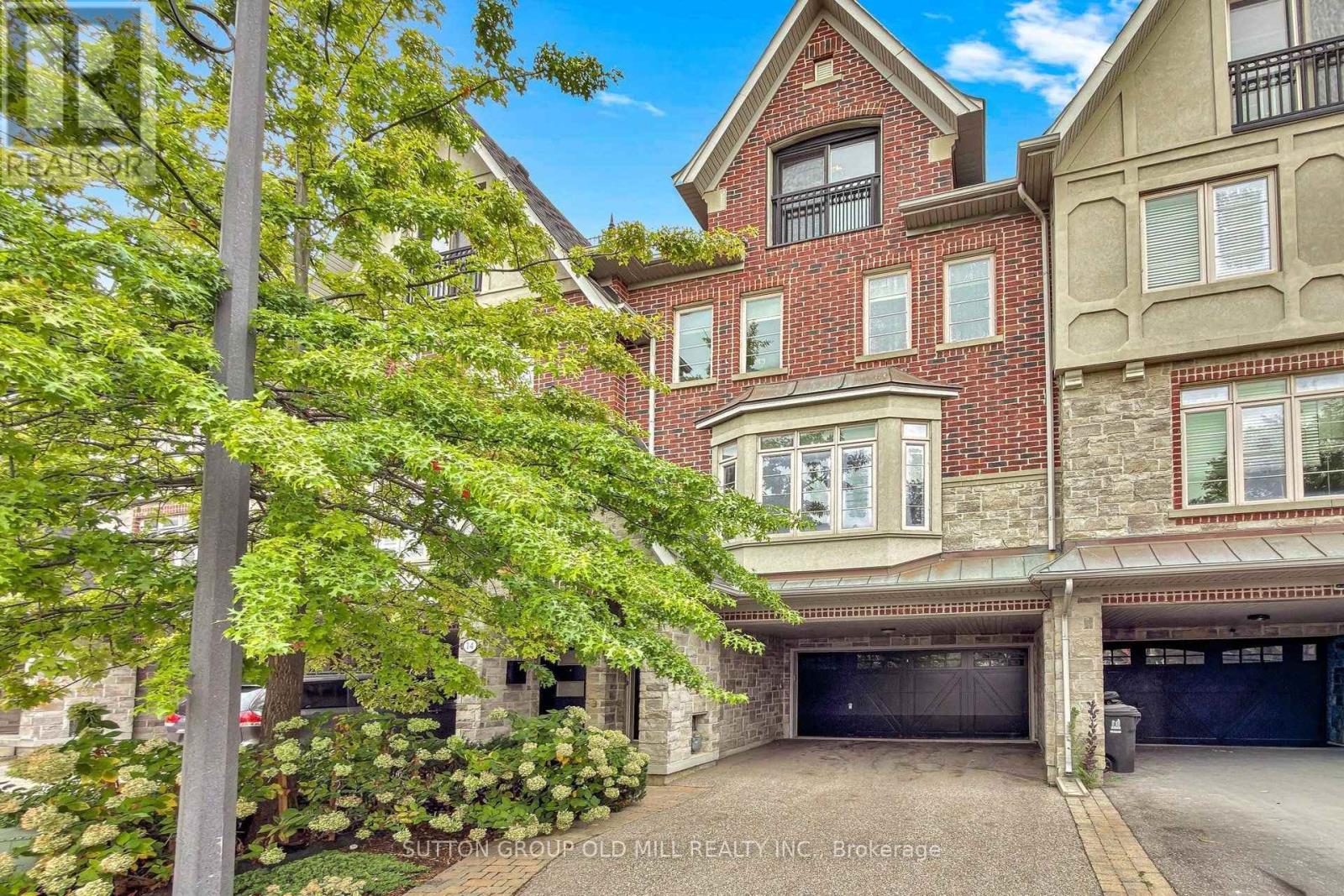12 GALA LANE, Toronto, Ontario