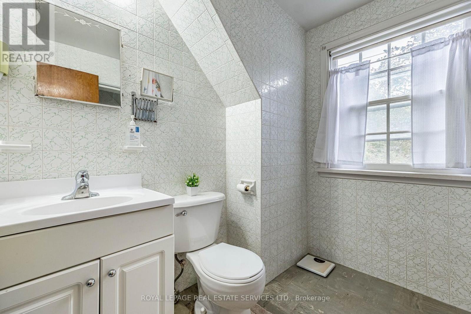 46 Frederick Street, Brampton, Ontario  L6Y 1G6 - Photo 21 - W13847676