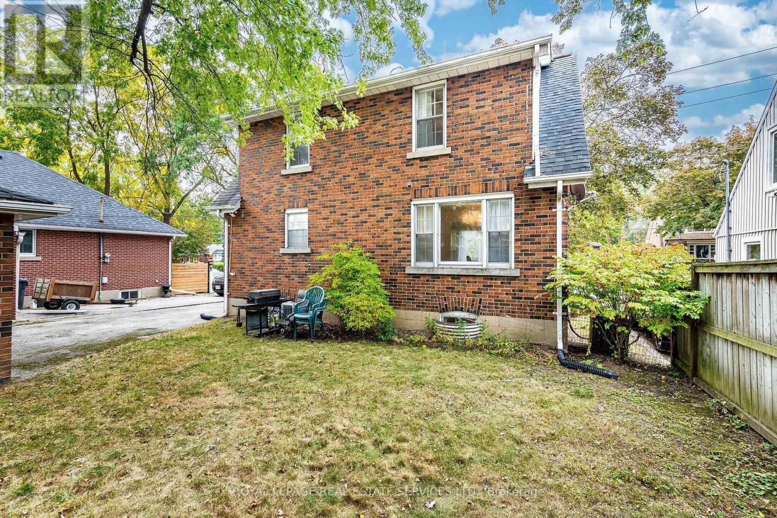 46 Frederick Street, Brampton, Ontario  L6Y 1G6 - Photo 32 - W13847676