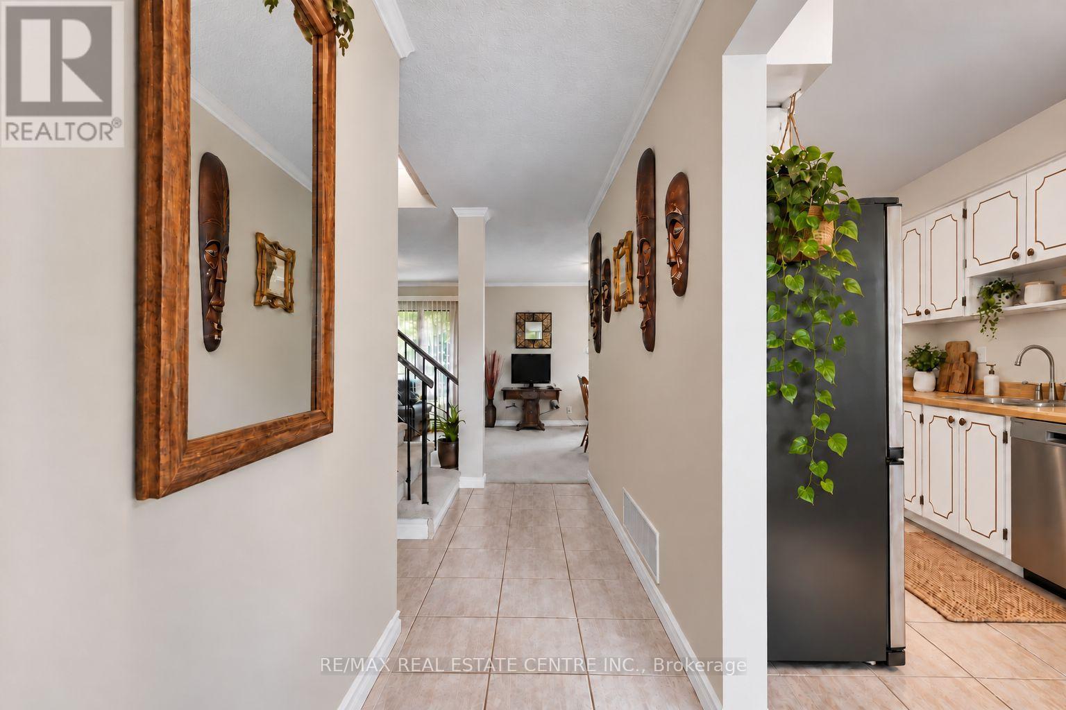 26 Jameson Crescent, Brampton, Ontario  L6S 3W3 - Photo 5 - W13847744