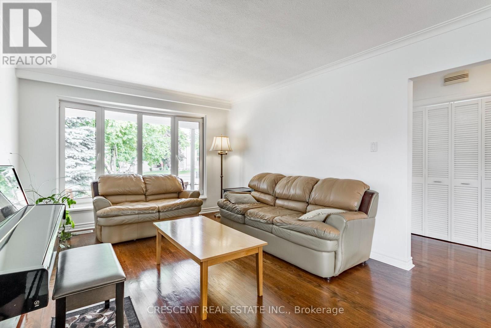 9 Clay Court, Toronto, Ontario  M9A 4S2 - Photo 7 - W13847794