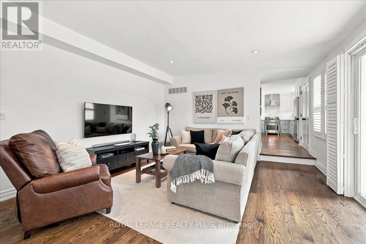 1865 Barsuda Drive, Mississauga, Ontario  L5J 1V3 - Photo 10 - W13847824