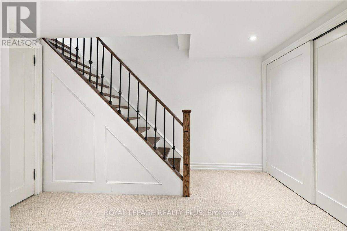 1865 Barsuda Drive, Mississauga, Ontario  L5J 1V3 - Photo 19 - W13847824