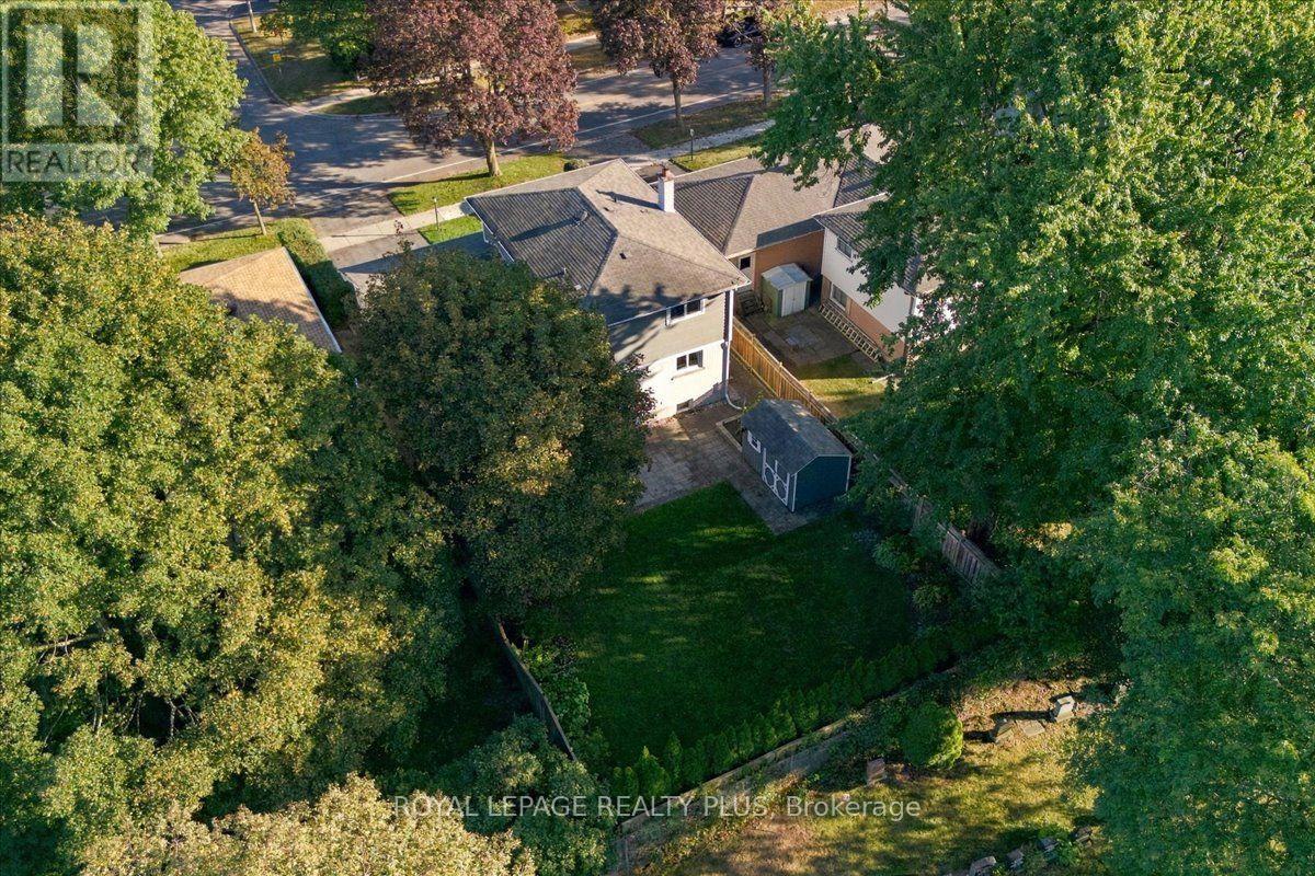 1865 Barsuda Drive, Mississauga, Ontario  L5J 1V3 - Photo 27 - W13847824