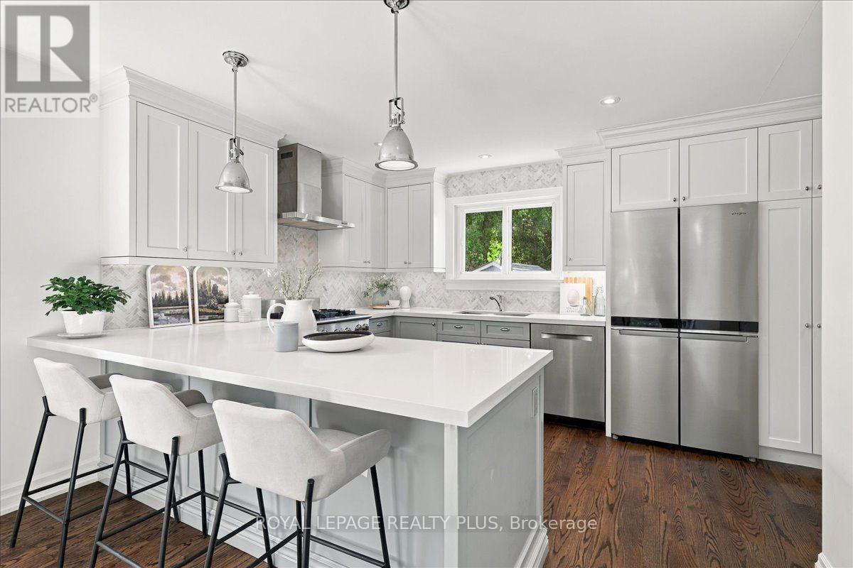 1865 Barsuda Drive, Mississauga, Ontario  L5J 1V3 - Photo 7 - W13847824