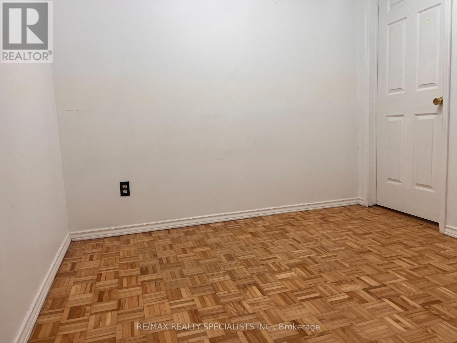 Basement - 3156 Mccarron Crescent, Mississauga, Ontario  L5N 3H5 - Photo 3 - W13847830