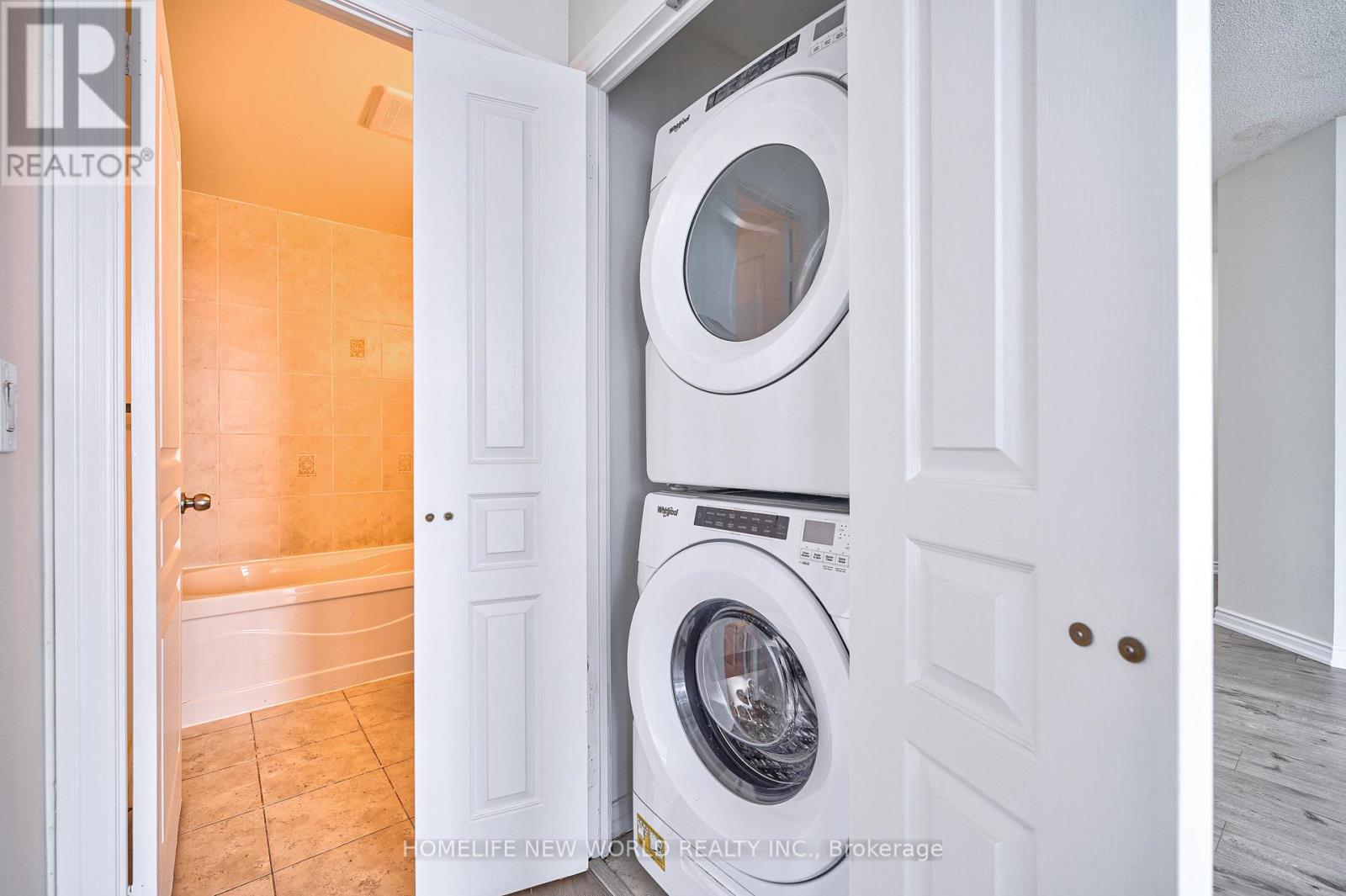 2209 - 225 Webb Drive, Mississauga, Ontario  L5B 4P2 - Photo 22 - W13847856