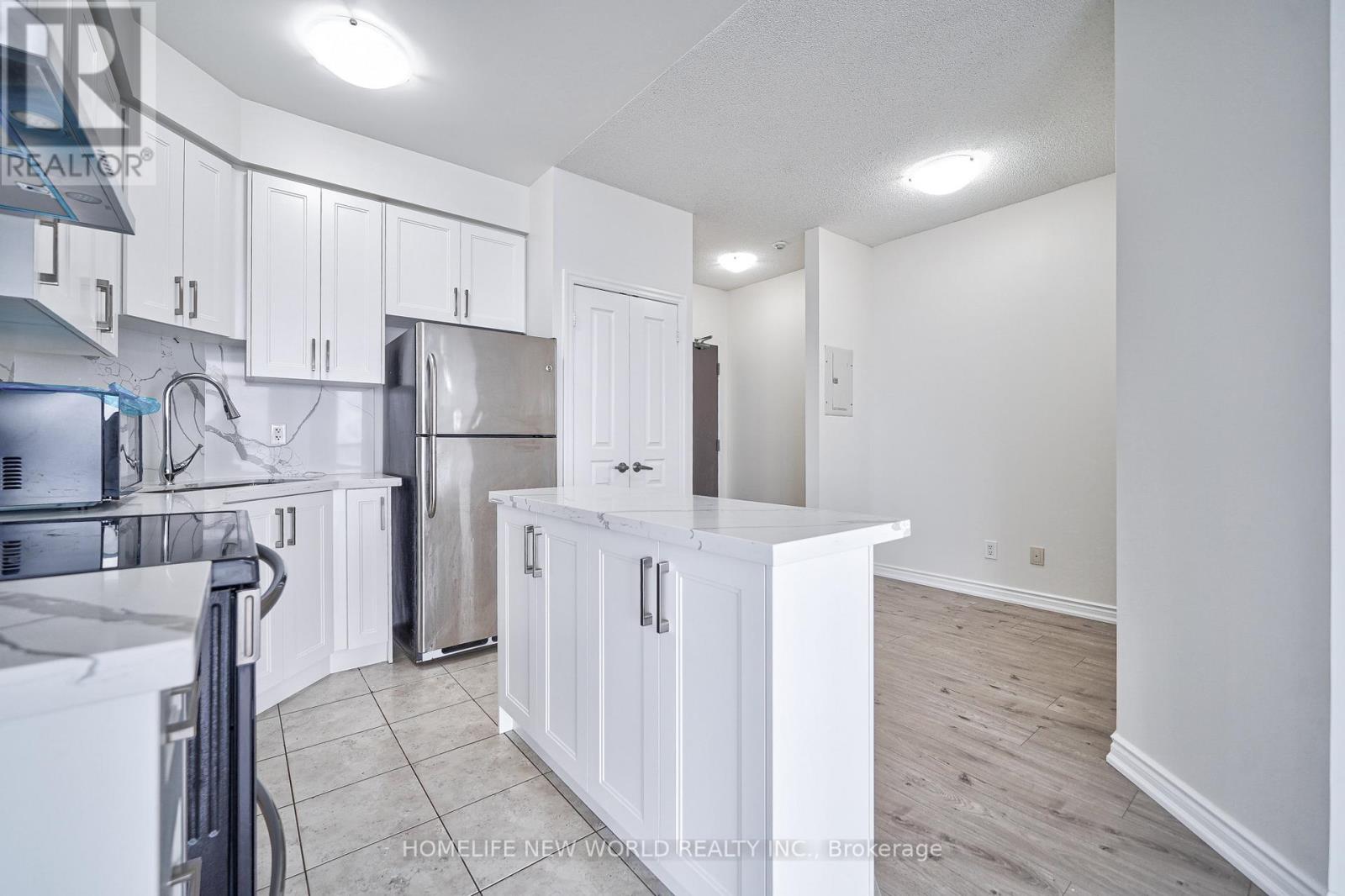 2209 - 225 Webb Drive, Mississauga, Ontario  L5B 4P2 - Photo 8 - W13847856
