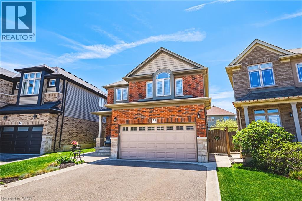 32 Dulgaren Street, Hamilton, Ontario  L8W 3Y8 - Photo 1 - 40853211