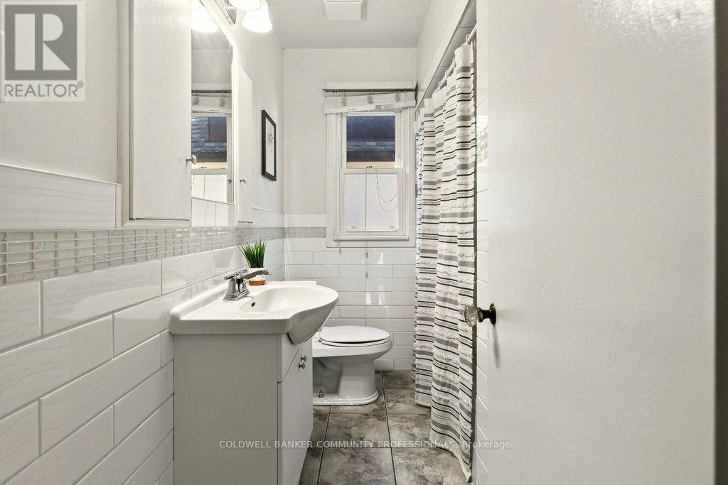 15 East 27th Street, Hamilton, Ontario  L8V 3E6 - Photo 22 - X13847536