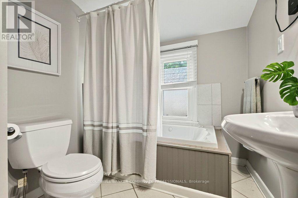 15 East 27th Street, Hamilton, Ontario  L8V 3E6 - Photo 34 - X13847536
