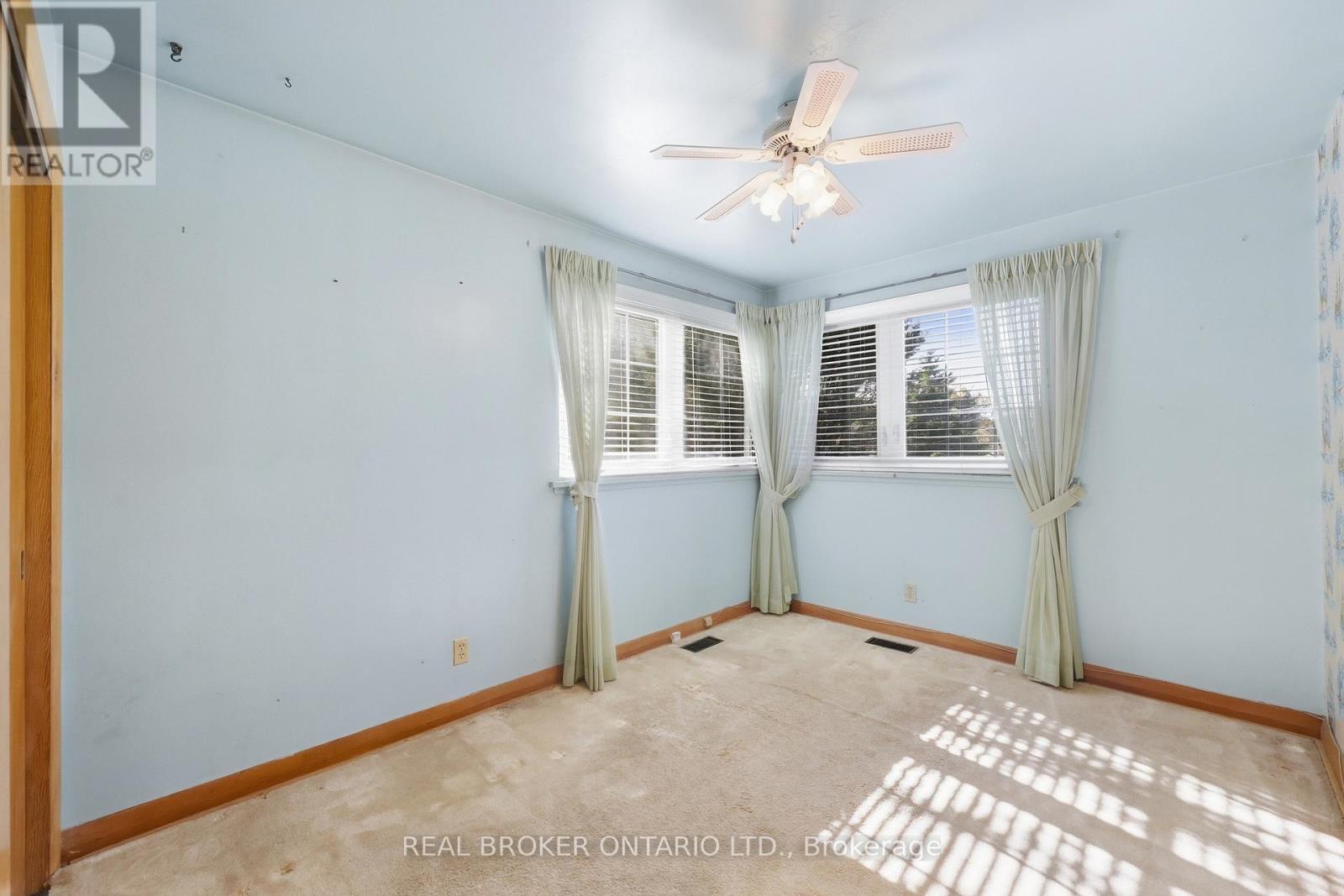 8 Hill Place, Hamilton, Ontario  L8G 2W3 - Photo 18 - X13847874