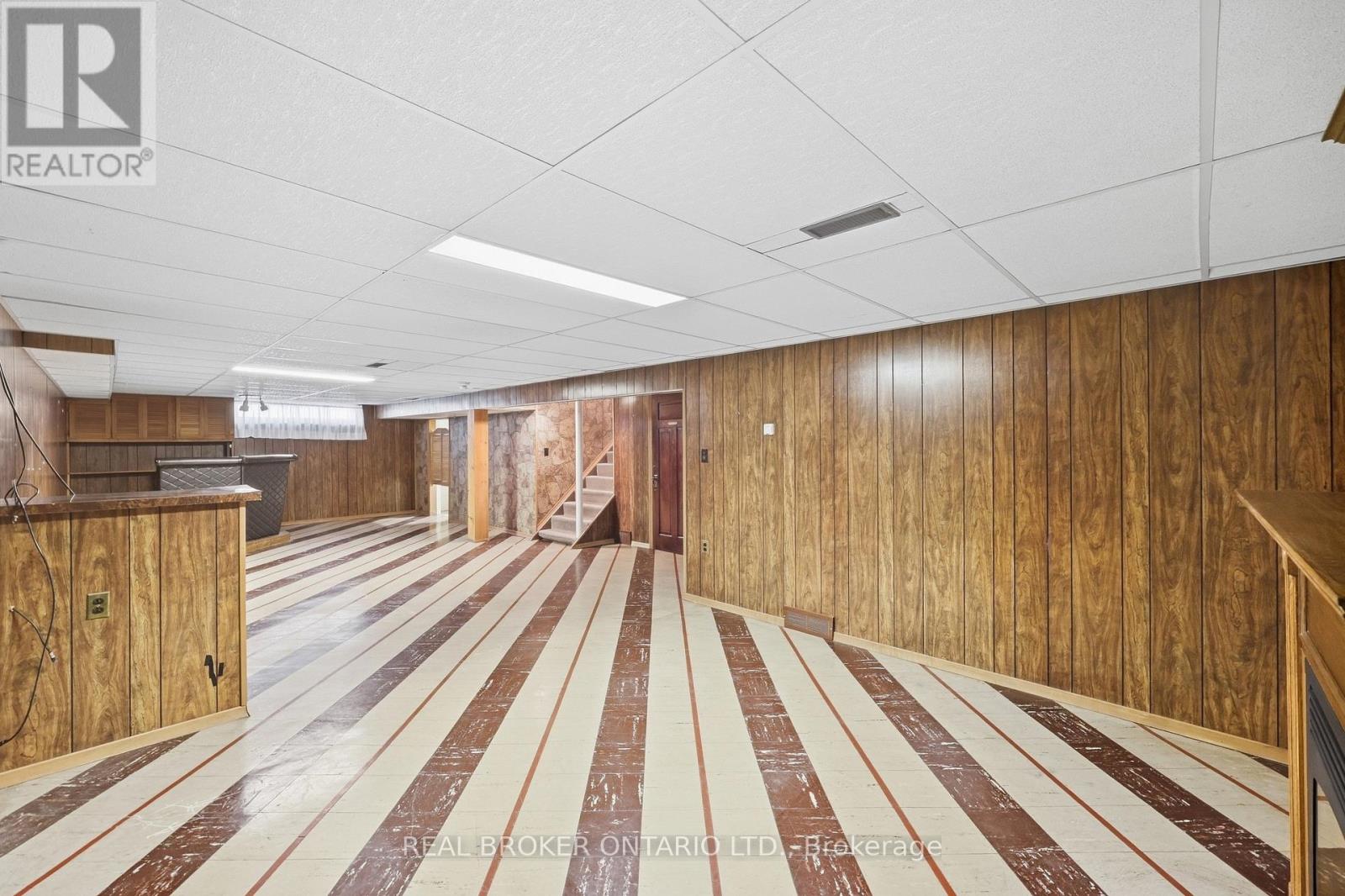8 Hill Place, Hamilton, Ontario  L8G 2W3 - Photo 28 - X13847874